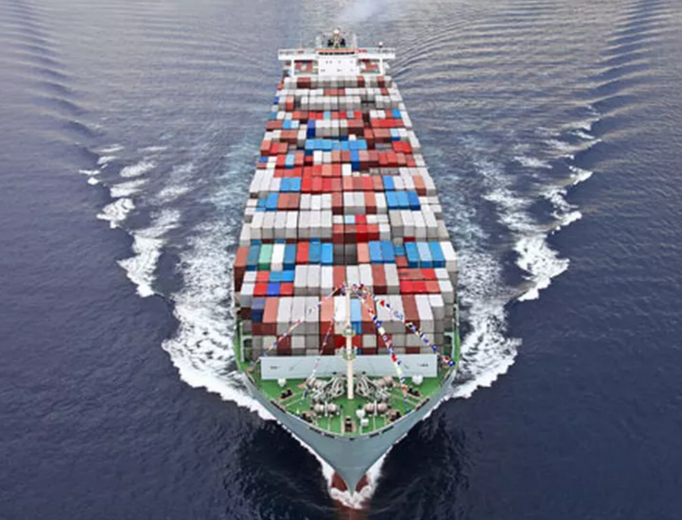 sillage à l’arrière d’un bateau